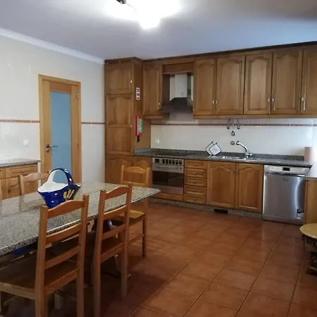 Semesterbostad Casa Rua Da Capela *