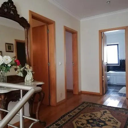 Casa Rua Da Capela