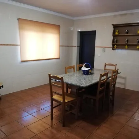 Casa Rua Da Capela *